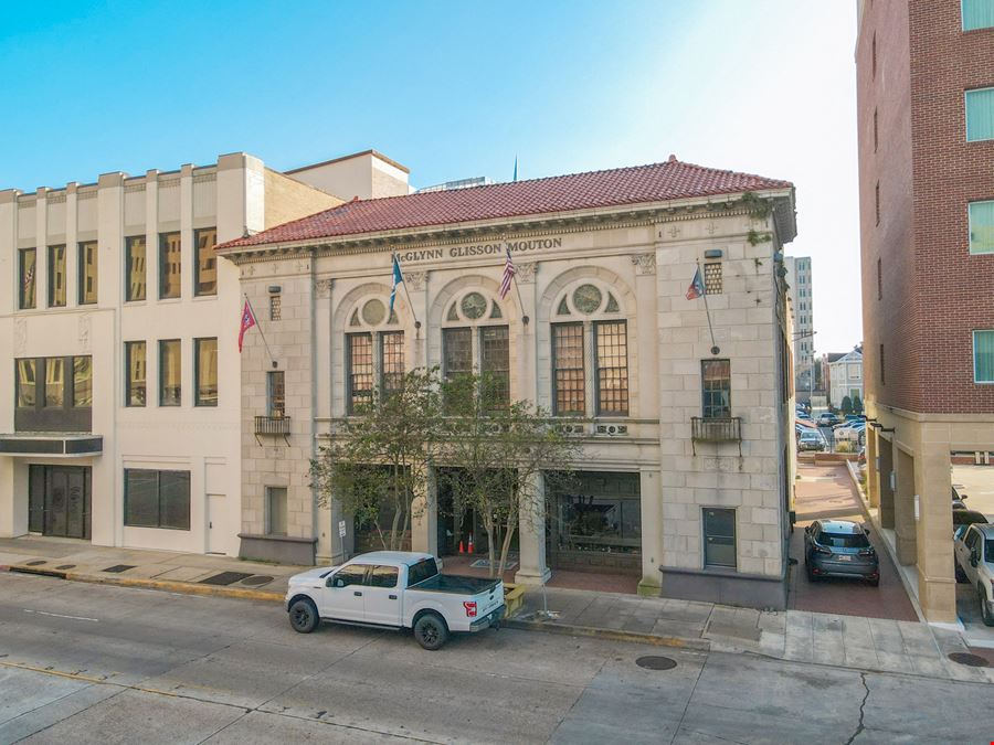 Unique Office for Lease in Historic Downtown Building