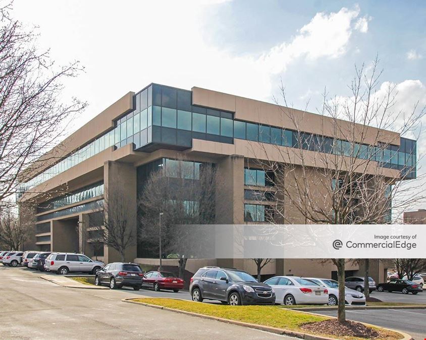 300 Oxford Driveive