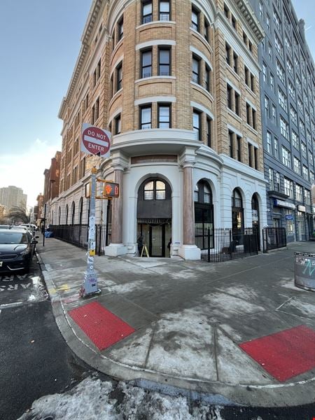 Preview of Retail space for Rent at 84 Broadway