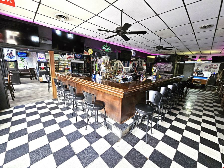 3528 N Pulaski Rd