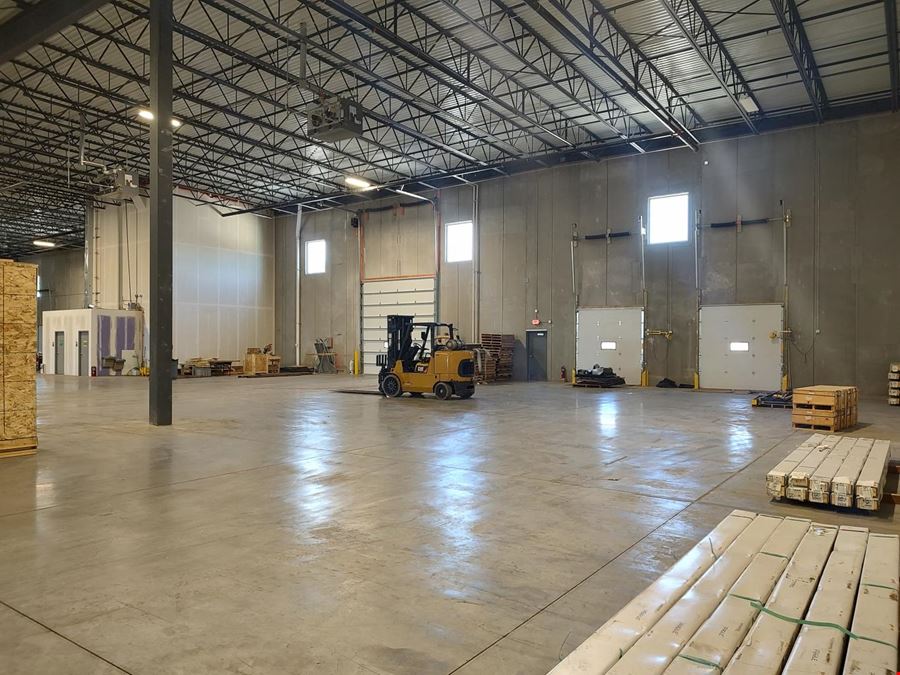 Coon Rapids Warehouse Space for Rent - #1708 | 1000-20,000 Sq Ft