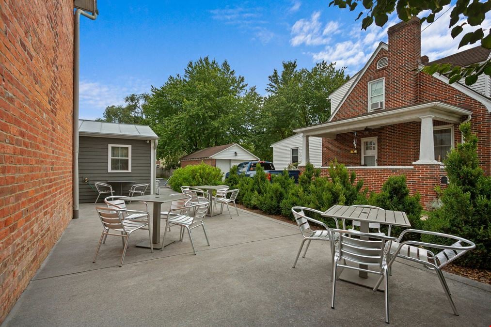 CORNER RETAIL OPPORTUNITY IN THE HEART OF BRIDGEWATER