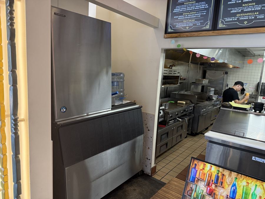 Sub-Lease Turn Key Mexican Restaurant
