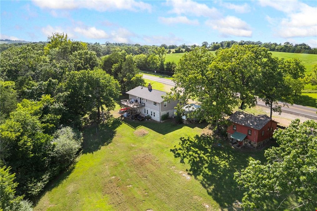 22244 N Highway 281