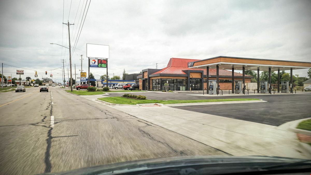 Flint - Freestanding Retail/Restaurant/Gas Station Redevelopment Opportunity
