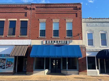 Preview of Retail space for Rent at 110 W Anderson St