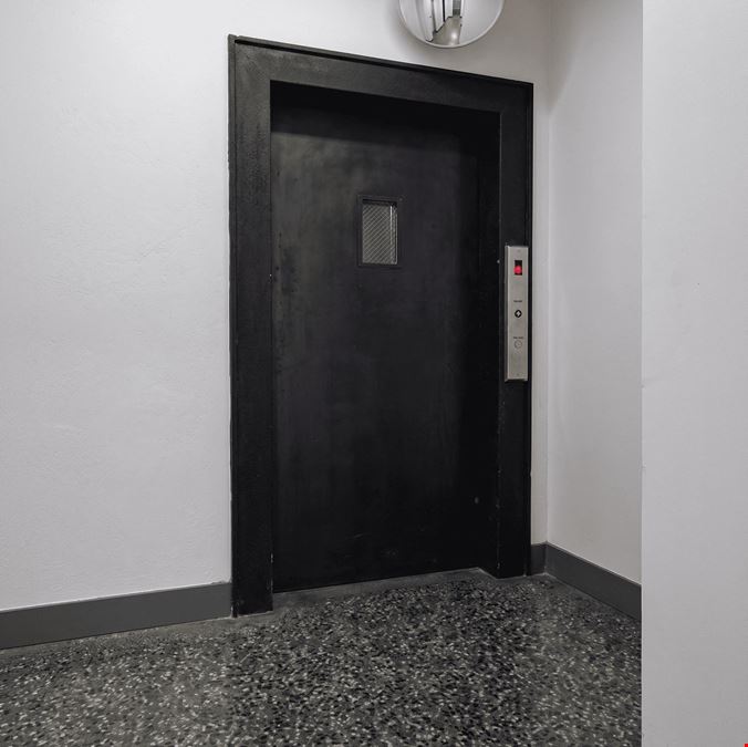4,250 SF | 100 Pennsylvania Avenue | 3rd Floor Move-In-Ready Office Space W/ Elevator for Lease
