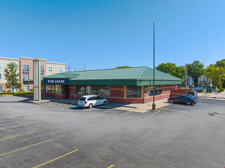 1012 Commercial St.