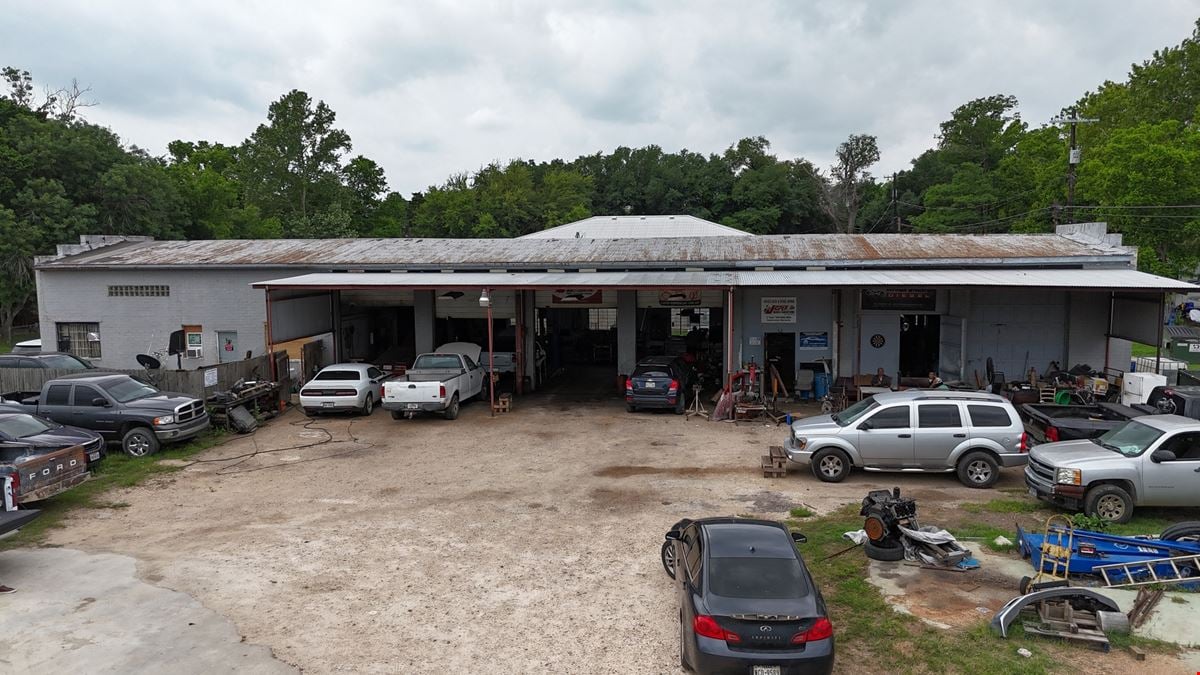 Jorge's Garage