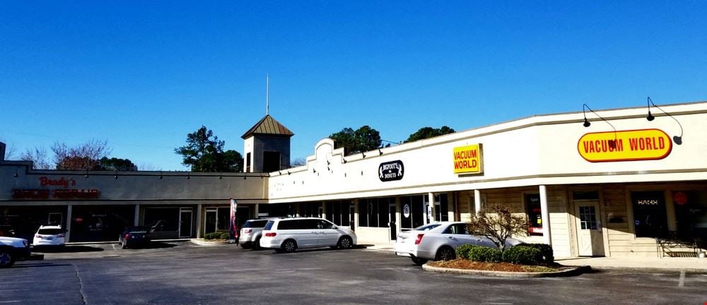 Preview of Retail space for Rent at 7914 Memorial Parkway