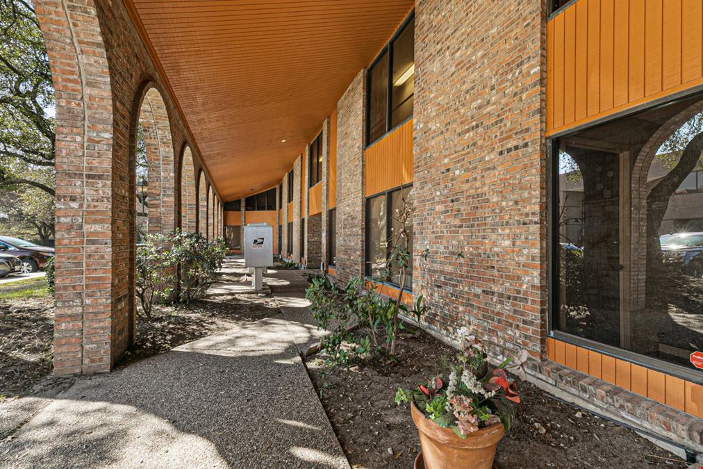 Condo Suite for Sale/Lease in Dallas 12989 Jupiter Road, Dallas, TX
