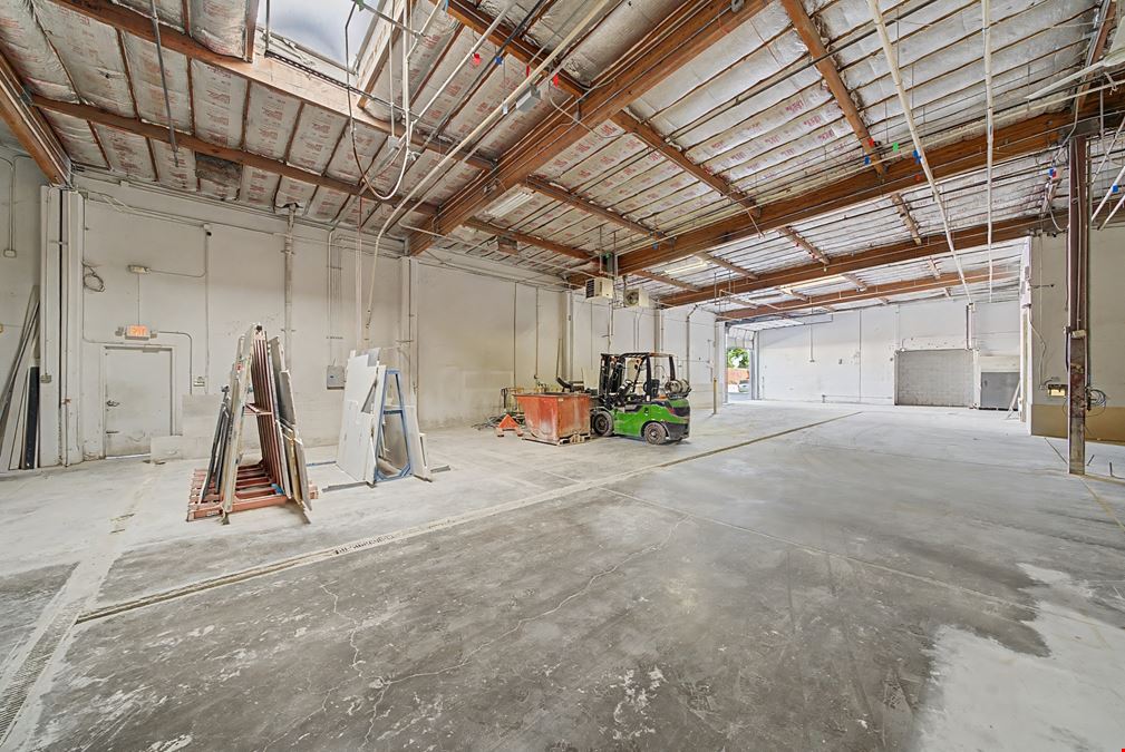 320 Coney Island Dr