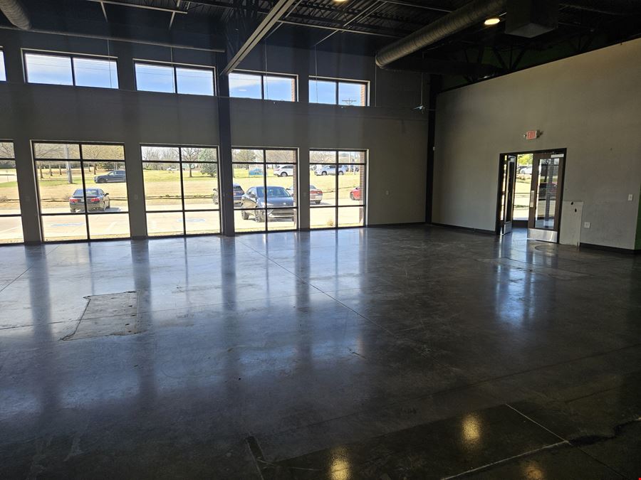 Shoppes at Cheyenne Ridge
