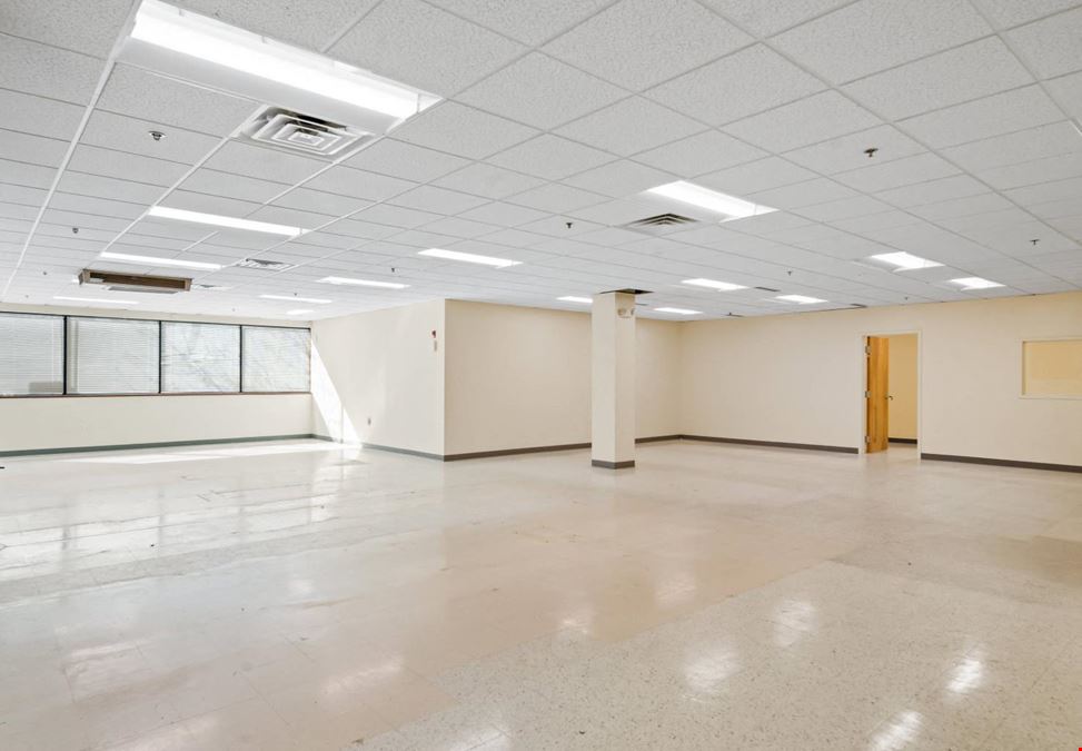 31 Nagog Park, Acton, MA 01720