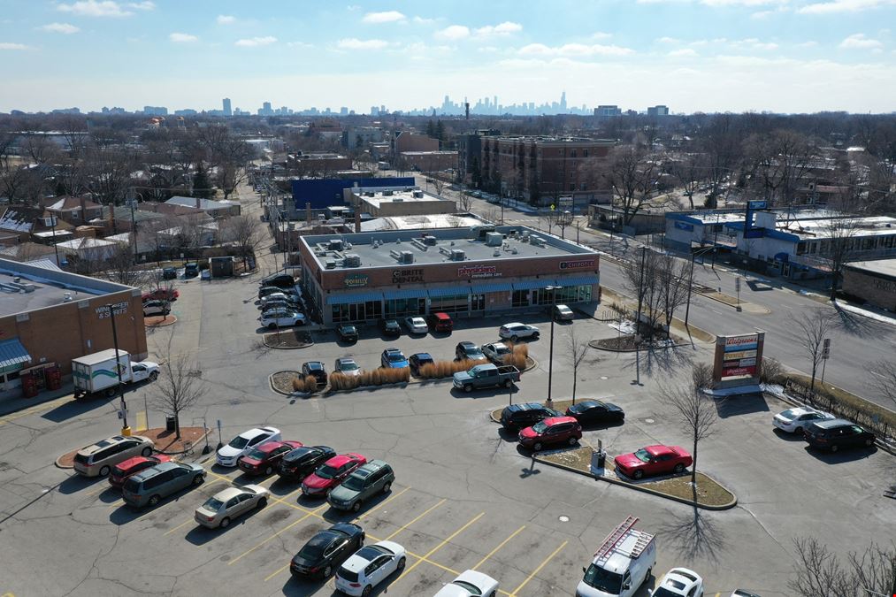 High-Traffic Strip Center | 2nd Gen Restaurant | Endcap