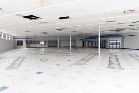 Preview of Retail space for Sale at 634 N Bardstown Rd