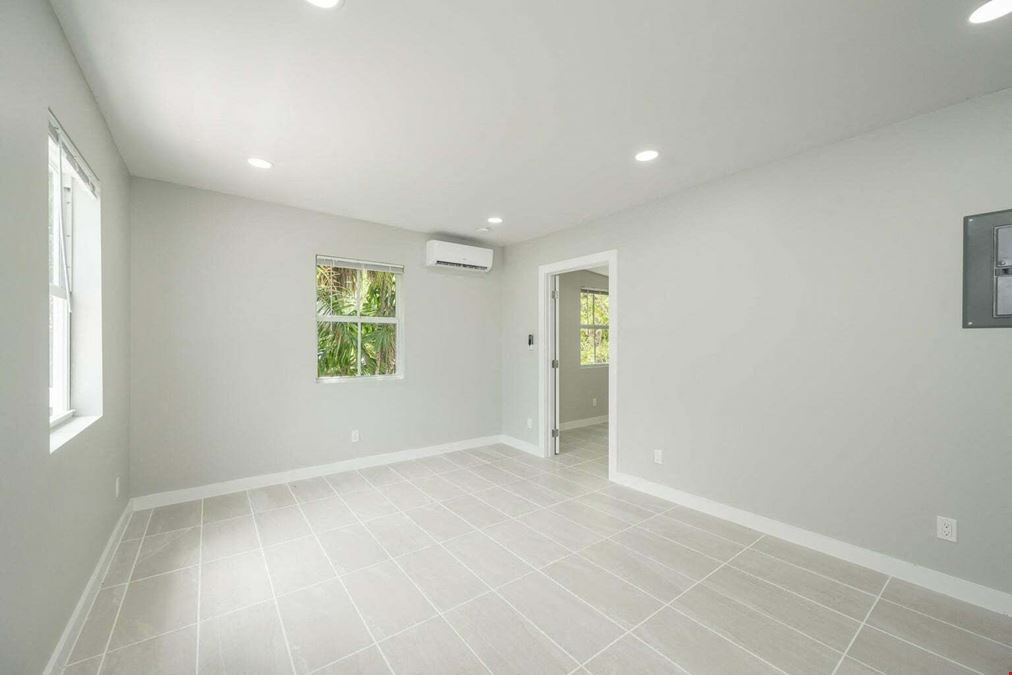 818 Elizabeth St