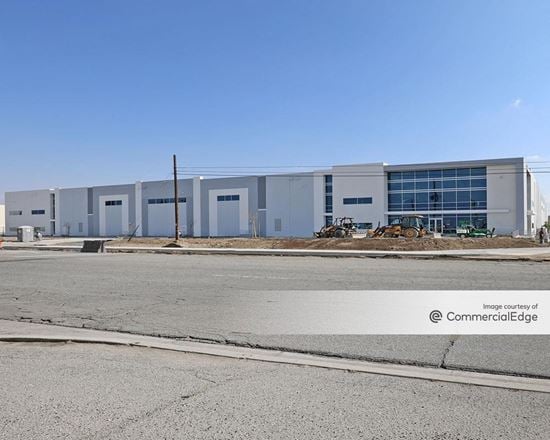 Preview of Industrial space for Rent at 865 S. Washington Ave.