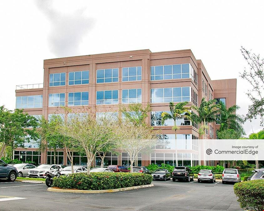 Lake Shore Plaza at Sawgrass II