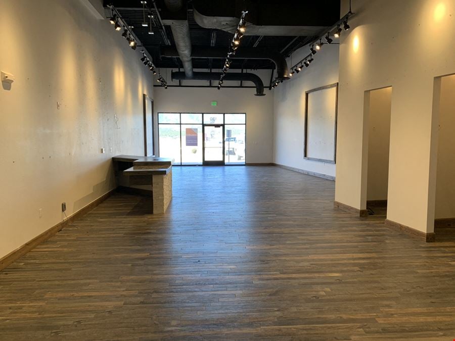 Polaris Pointe Shops