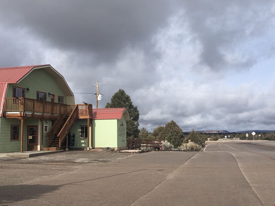 Turn-Key B&B, Restaurant, Retreat & Lodge Investment Opportunity