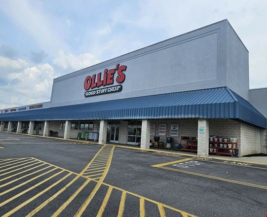 Preview of Retail space for Rent at 1523 Scalp Avenue