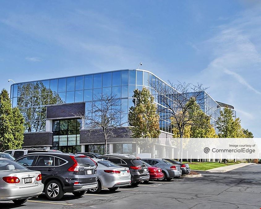 Brookfield Lakes Corporate Center - 17950 West Corporate Drive