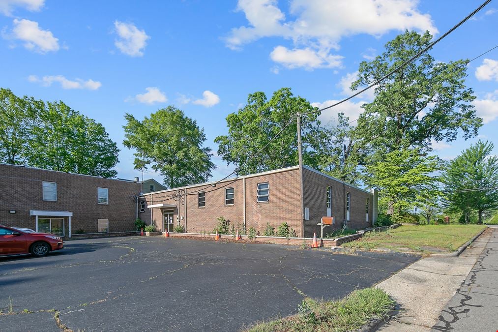 15,000 Square Feet Office Building