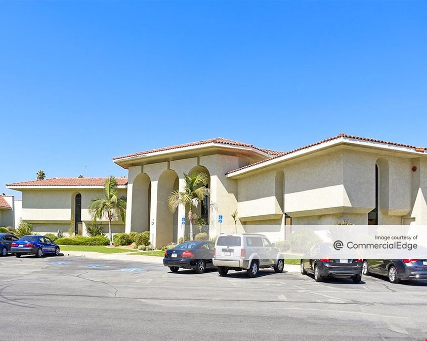 San Dimas Medical Plaza