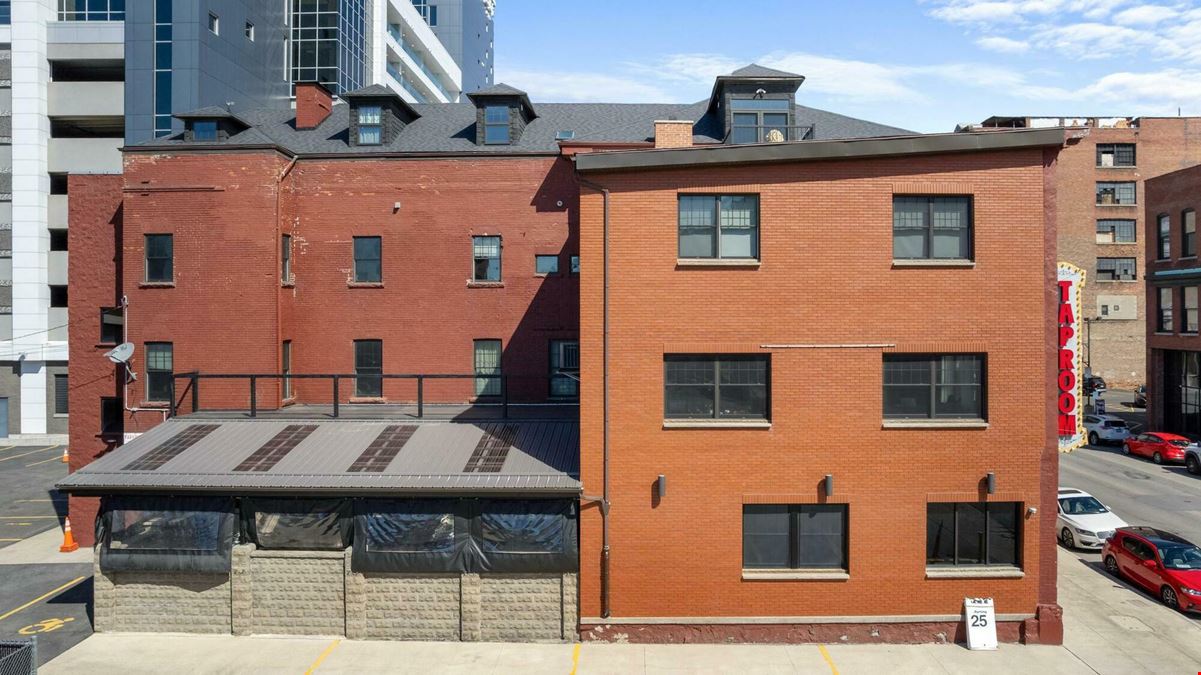 490 Pearl St - Turn Key Restaurant for Lease
