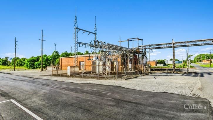 1002 Jenkins Road | Value-Add Industrial Asset | ±456,324 SF on 20.45 Acres with Expansion Land