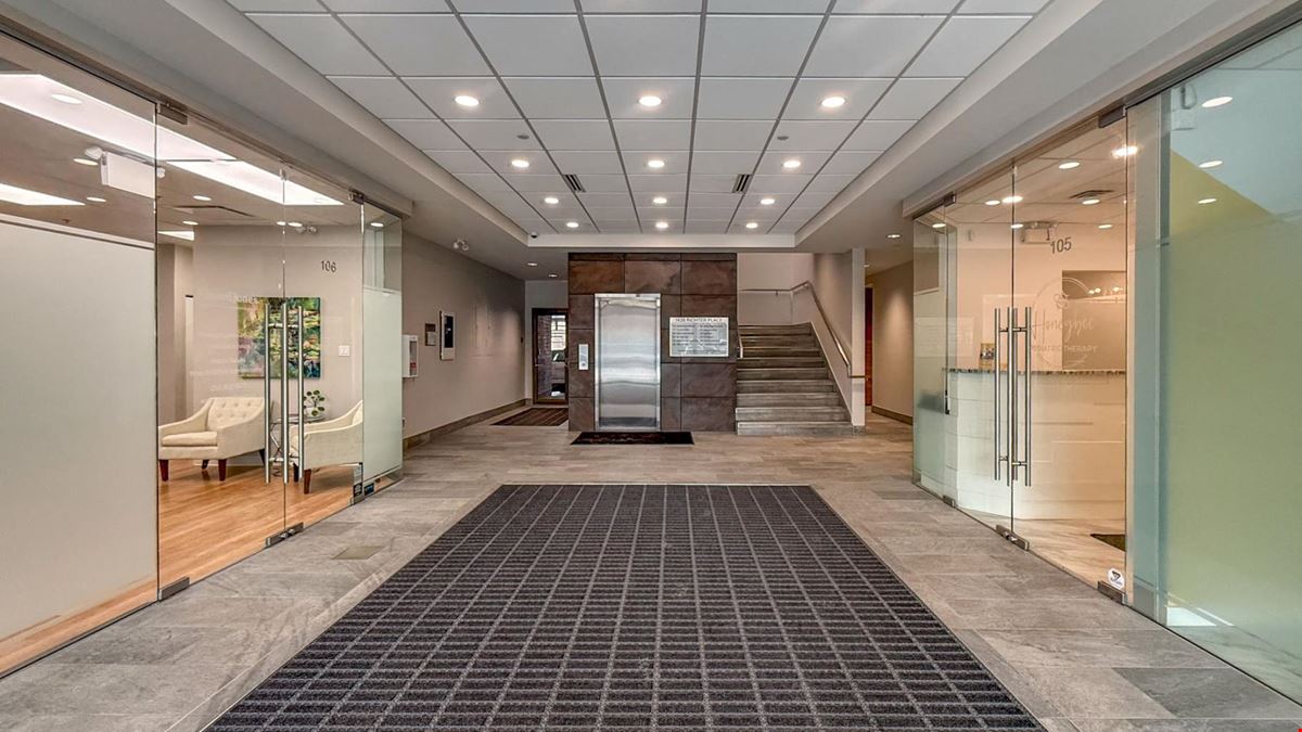 Sublease office space in Richter Place - Downtown 