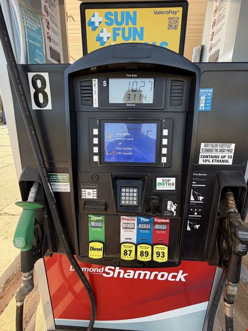 Diamond Shamrock Gas Station Opportunity