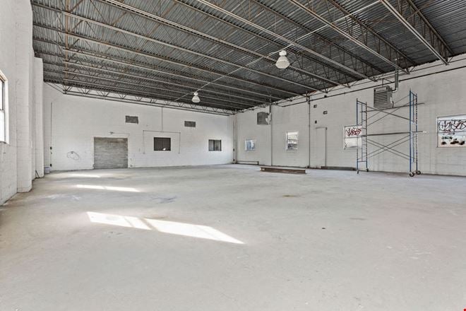 Preview of Industrial space for Rent at 166 25th St