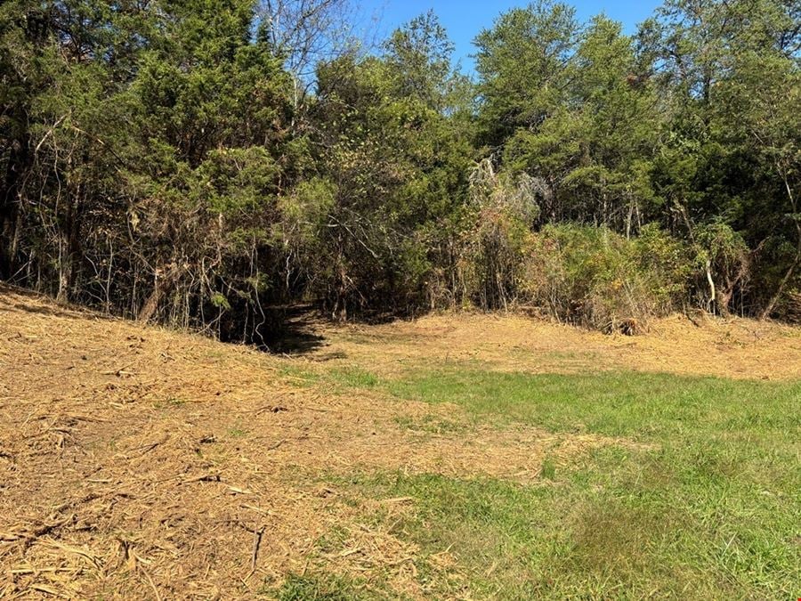 Residential Development Tract With 2 Single-family Residences