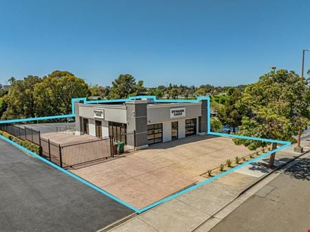 Preview of commercial space at 3219 Auto Plaza