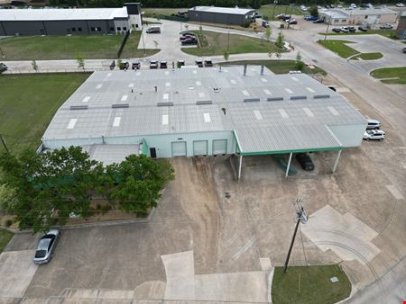 Preview of commercial space at 2065 Kristy Ln