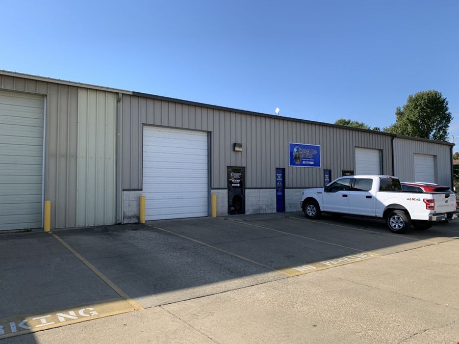 2510-2512 N Cullen Ave