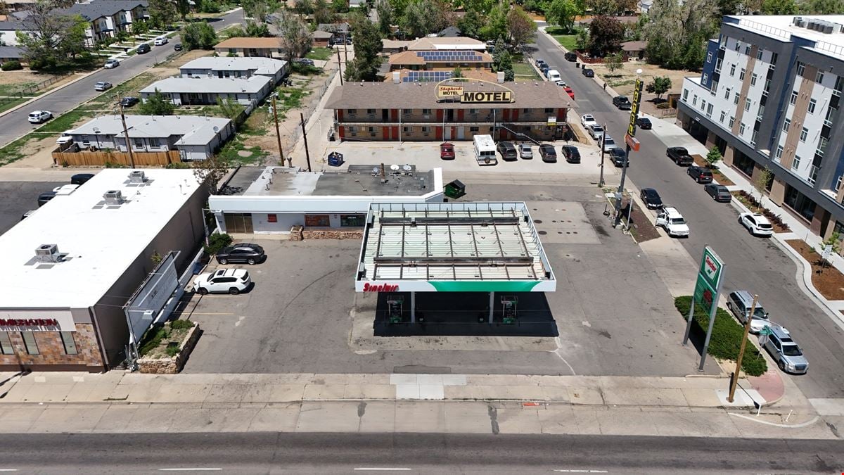 8275 E Colfax Ave
