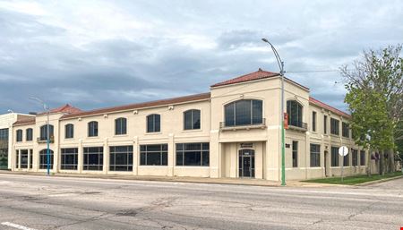 Preview of commercial space at 1501 E. Douglas