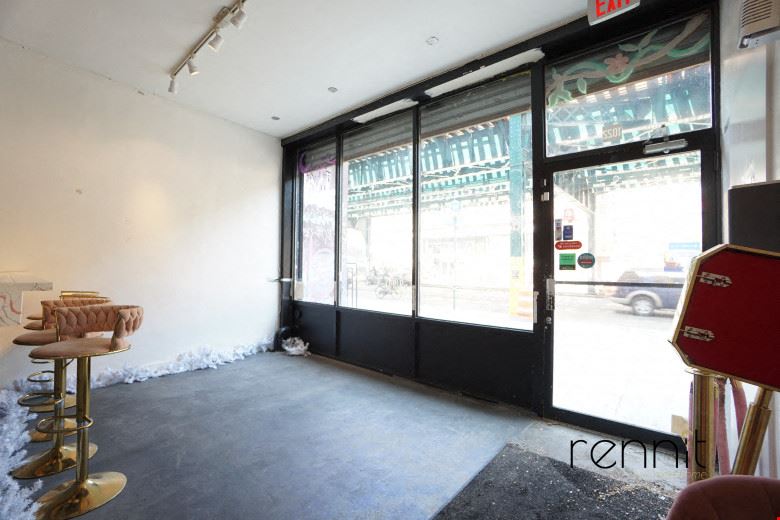 1022 Broadway