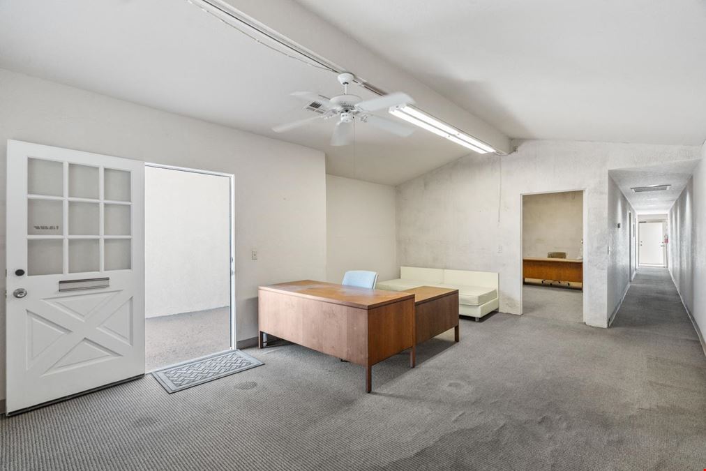 42462 Rancho Mirage Ln.