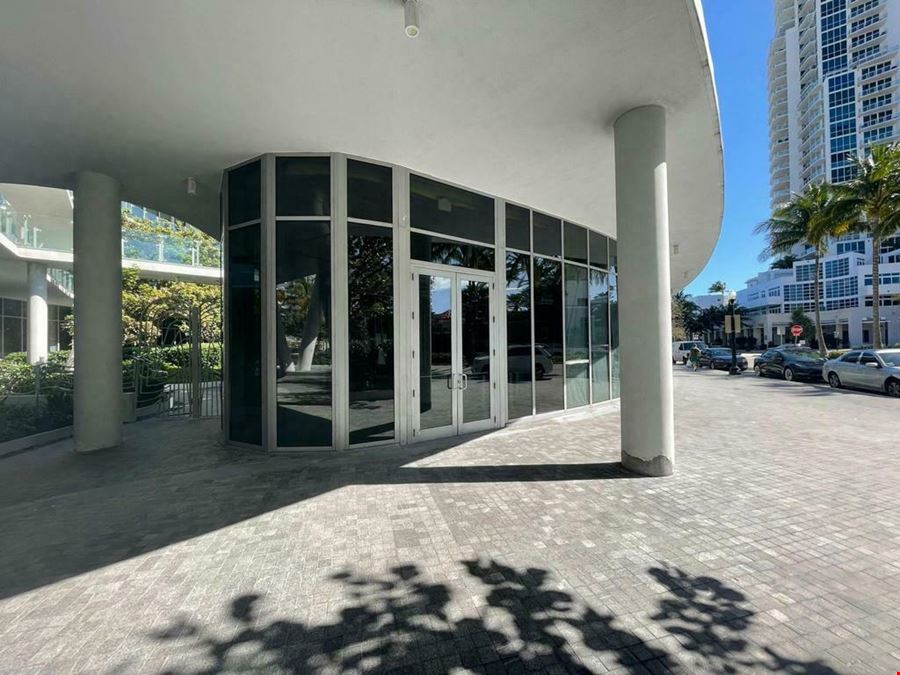 Trophy Retail | South of 5th