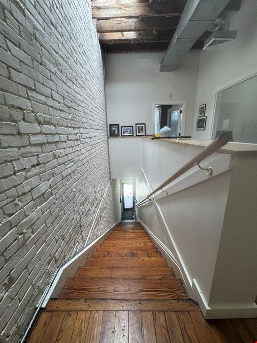 109 N State St # 11