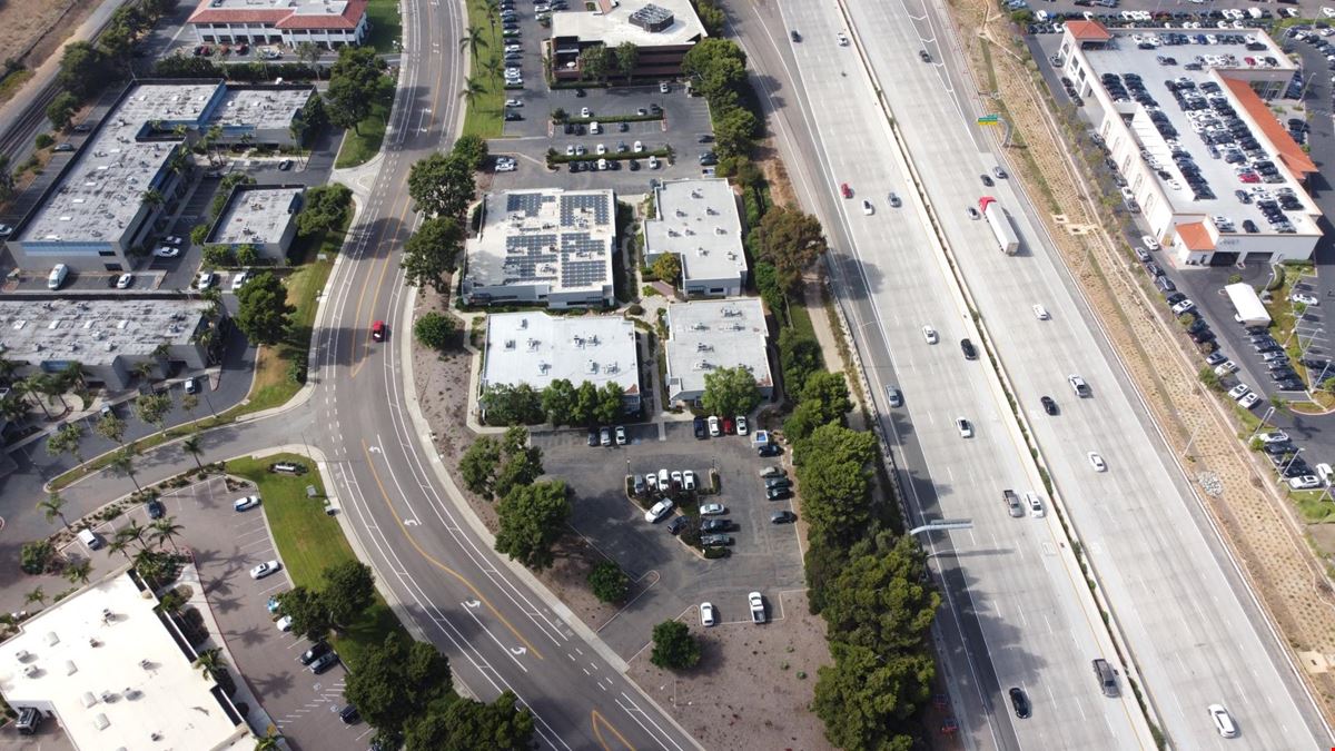 Office w/ Furniture 5140 Avenida Encinas