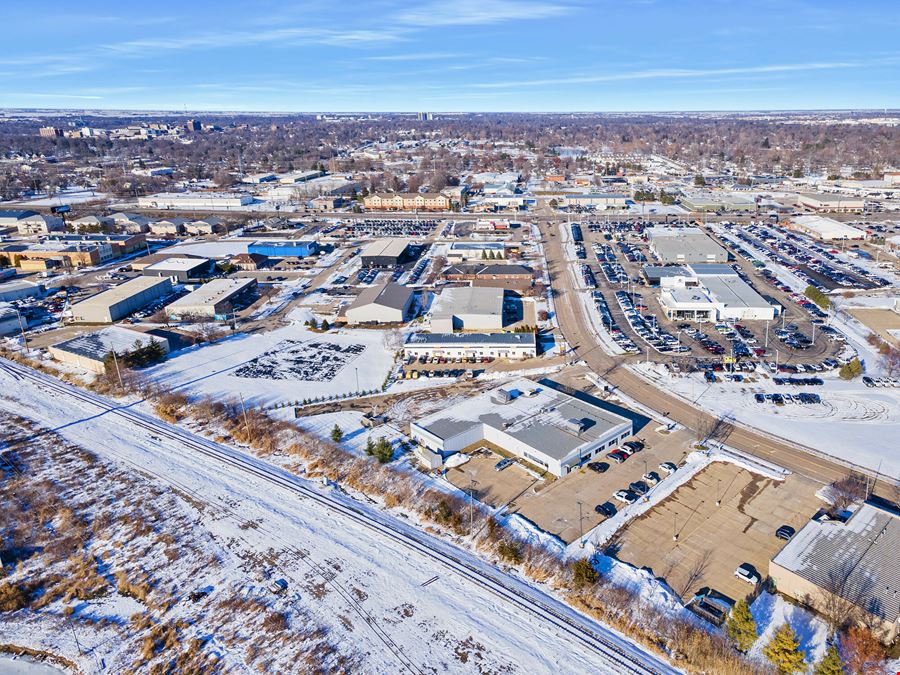 Professional Office Building - 1615 Commerce Pkwy