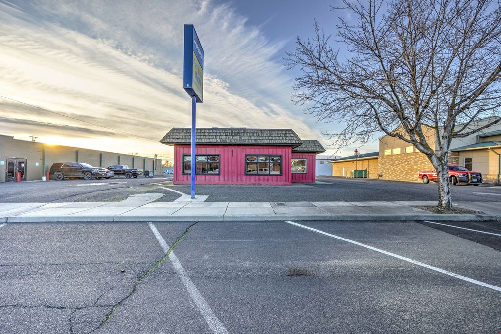627 S Columbia Ave