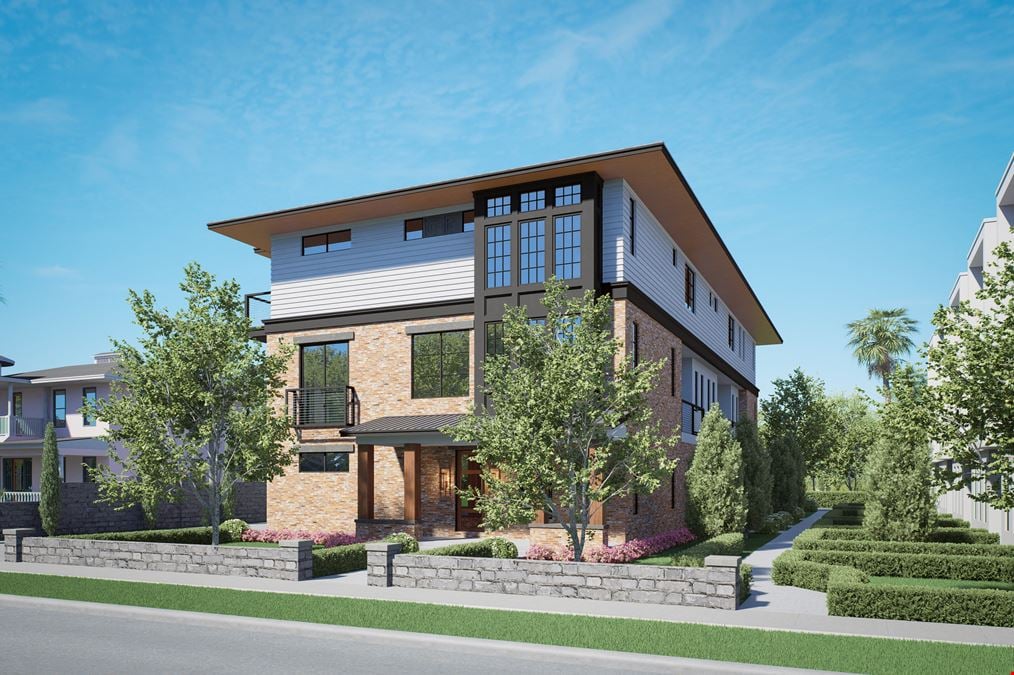 206 W Columbus Dr