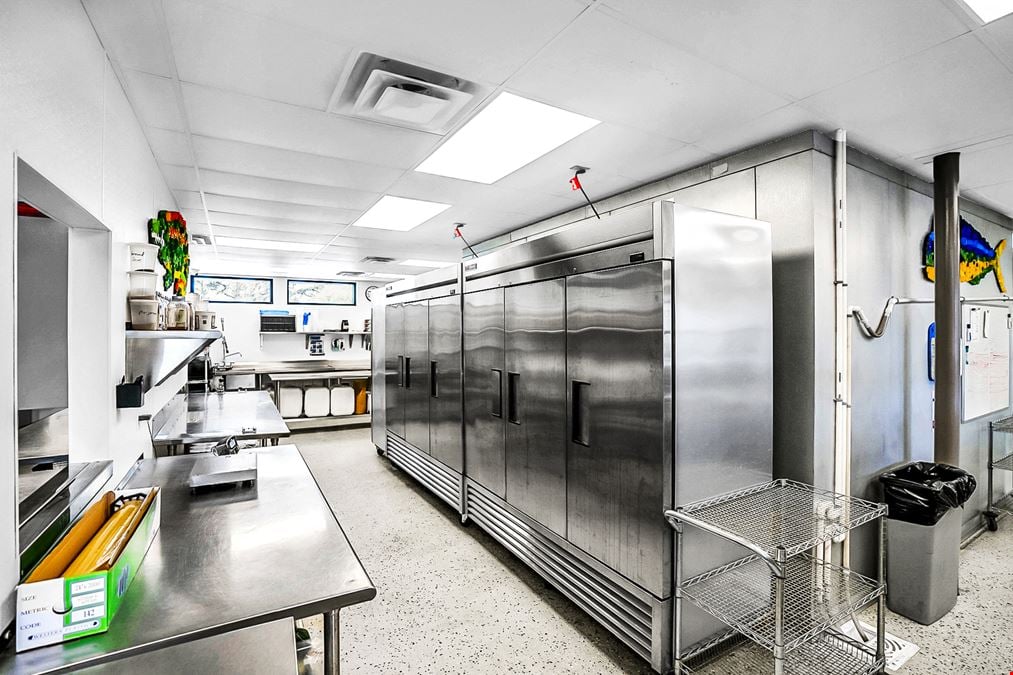 4,300sf Restaurant/ Catering Facility