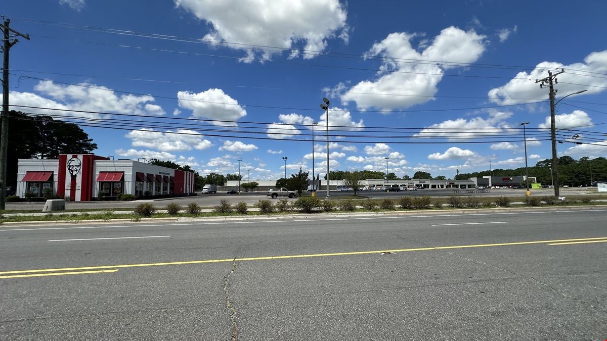 Wallace Crossing Shopping Center Outparcel #1
